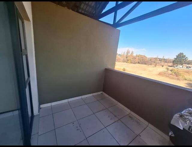 2 BEDROOM APARTMENT FOR SALE IN NOORDWYK